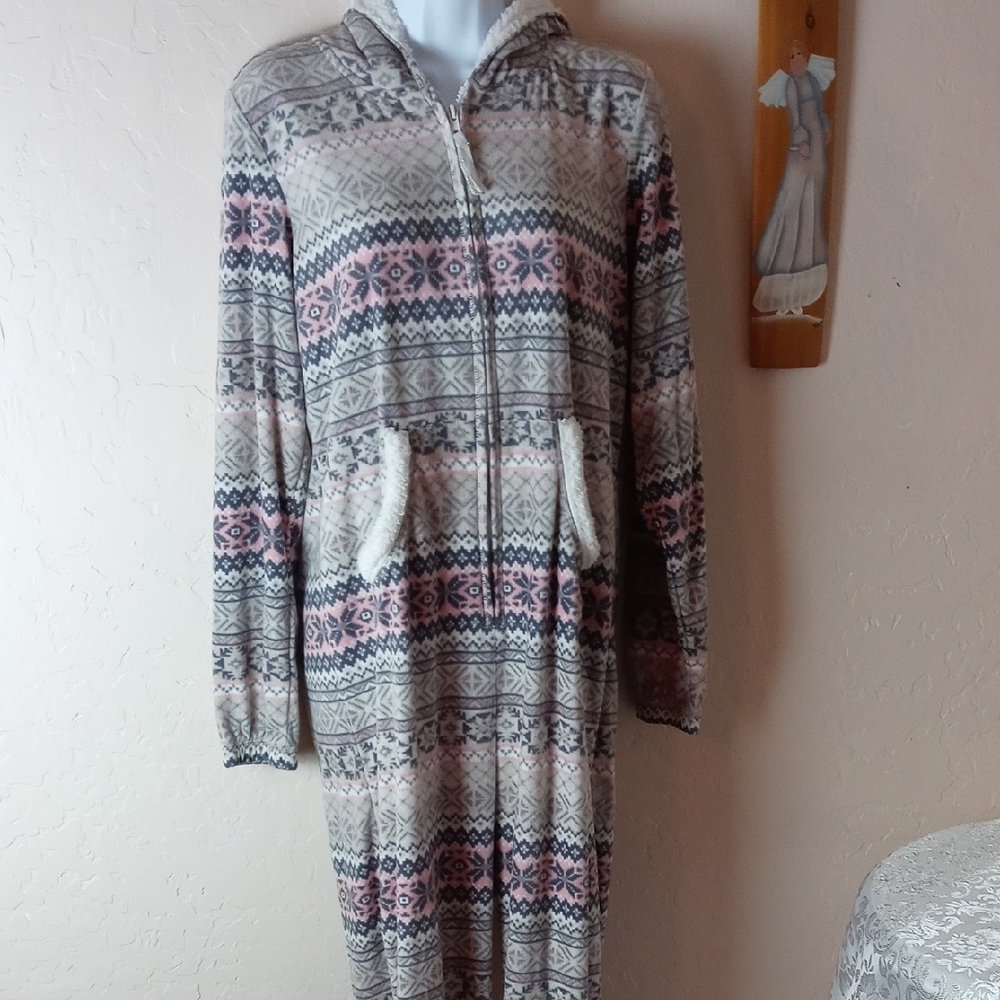 Dina Be By Francesca's Hooded Fleece Pajamas